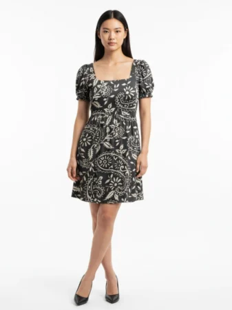 600745_BLACK-ABSTRACT_3