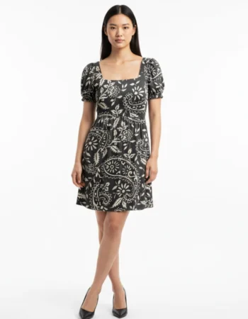 600745_BLACK-ABSTRACT_3